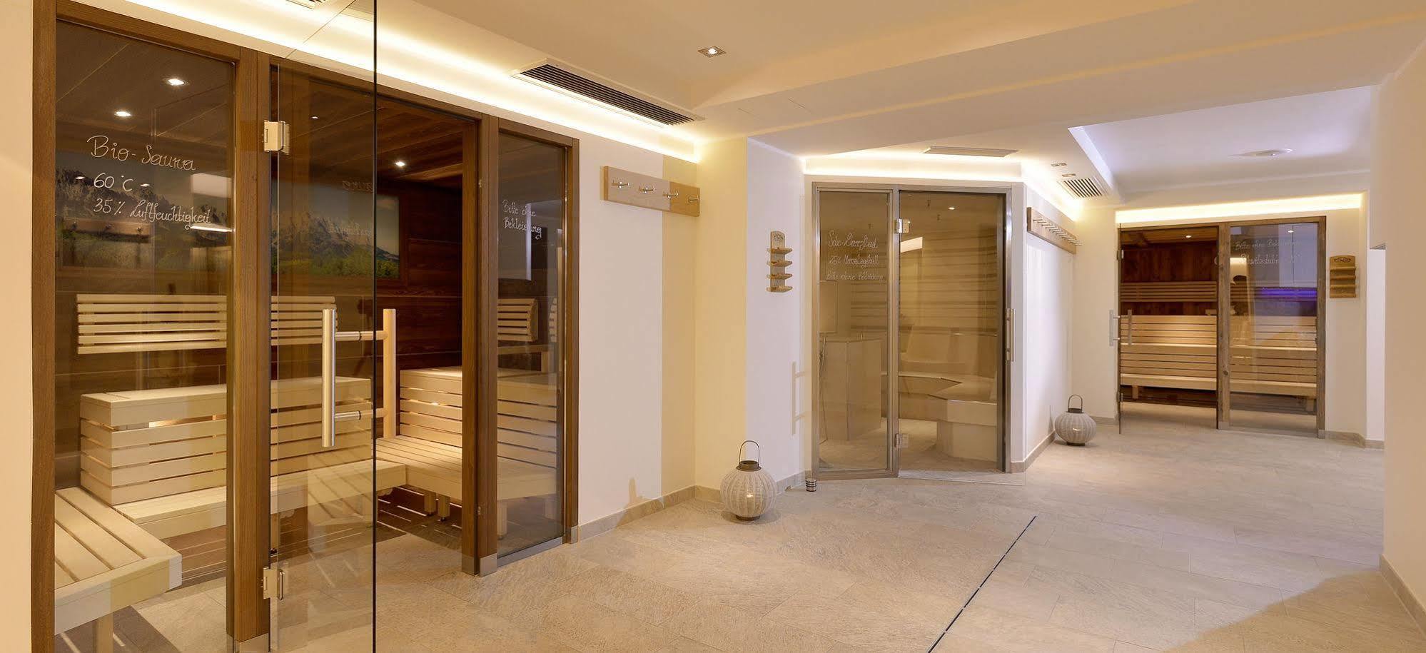 אלמאו Familienhotel Christoph מראה חיצוני תמונה